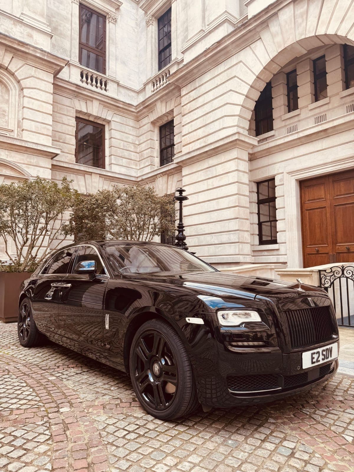 Rolls-Royce Cullinan: view 1